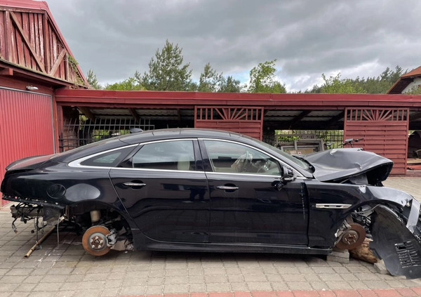 Jaguar XJ cena 24999 przebieg: 38000, rok produkcji 2016 z Tuchola małe 211